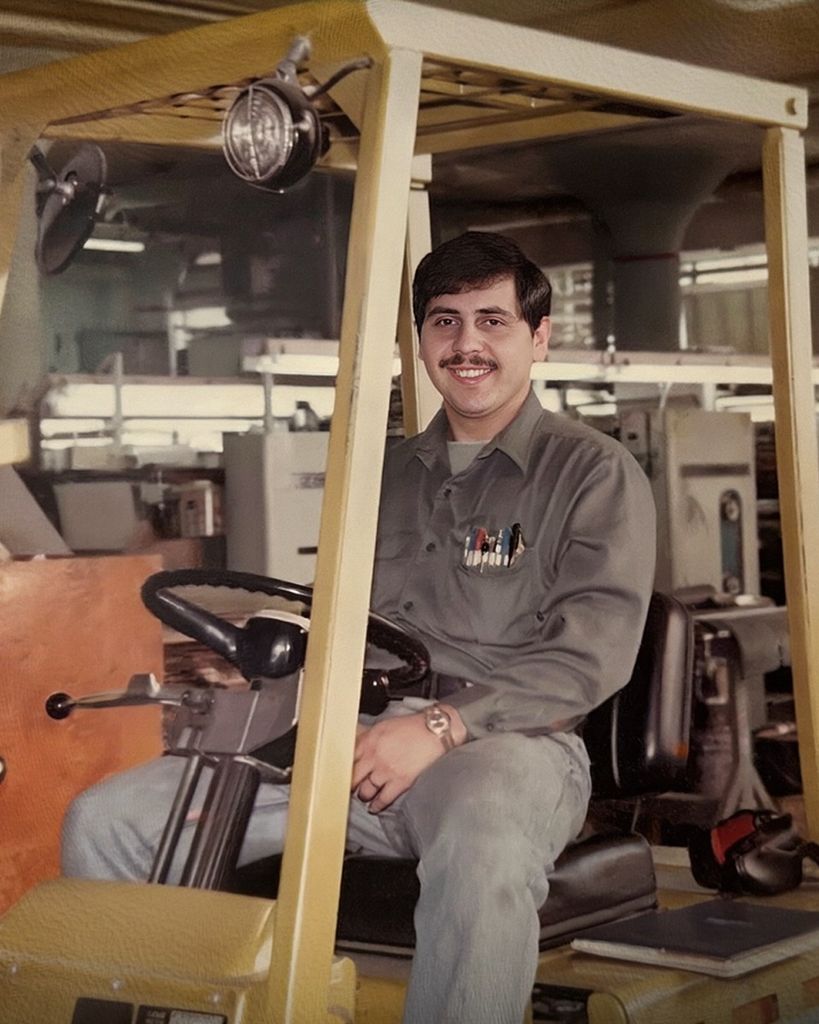 Martin Mares Profile Photo