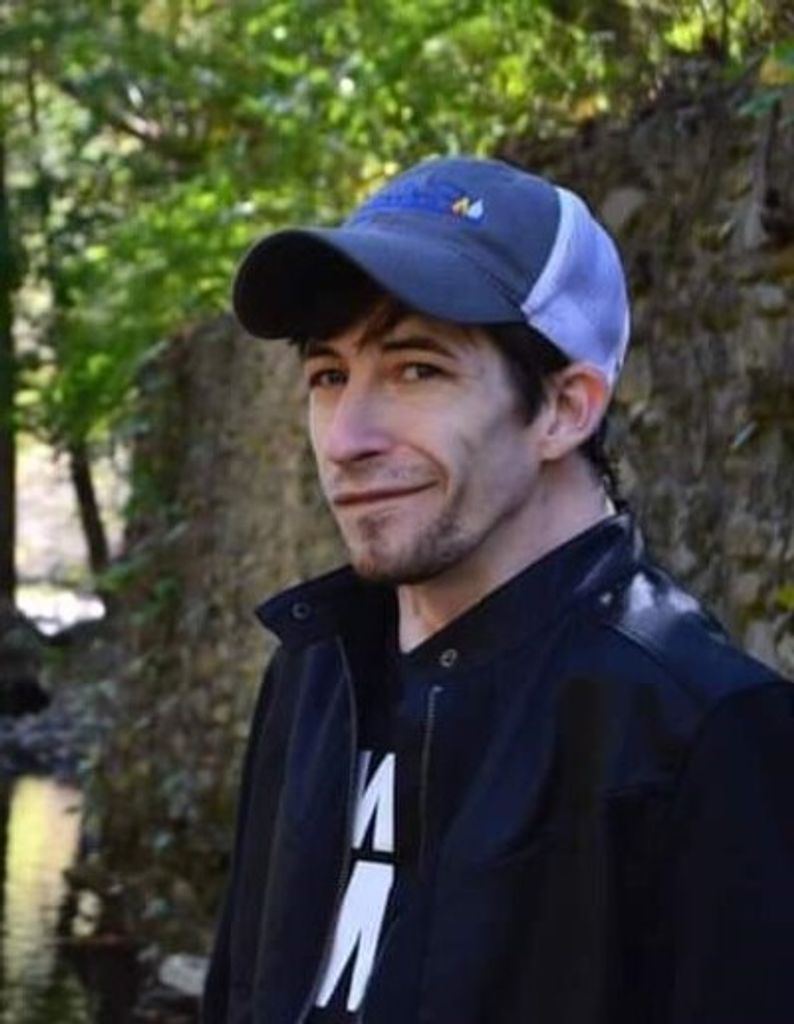 Andrew Simmons Profile Photo