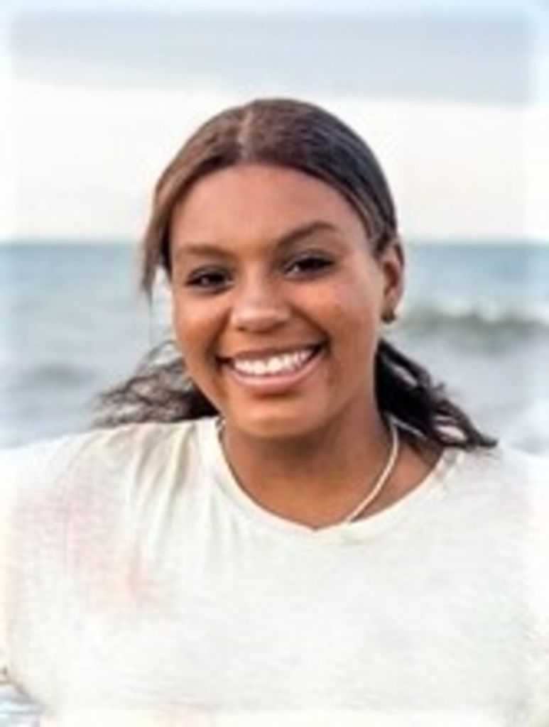 Ajiah Paige Fox Profile Photo