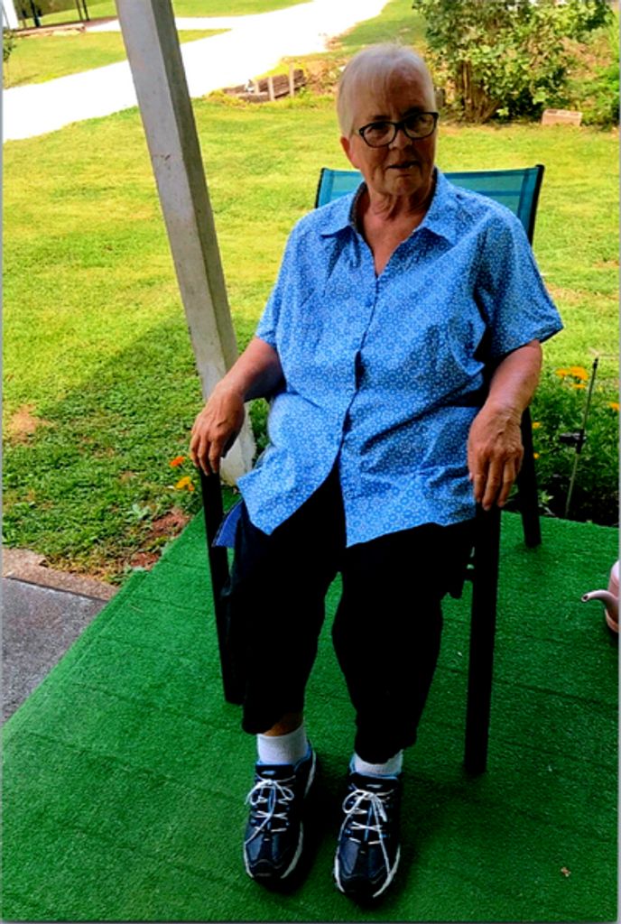 Sally Lou Jeffers Profile Photo
