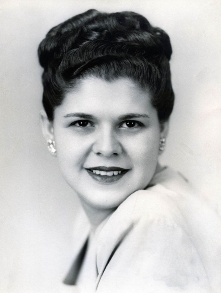 Florabelle "Belle" Samfilippo