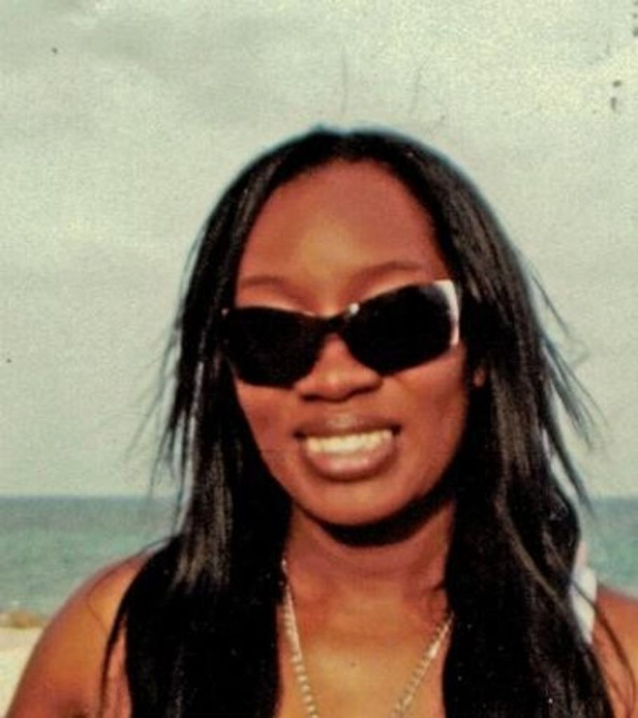 Valerie Lawson Profile Photo