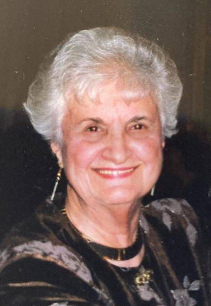 Nina Hastings Profile Photo