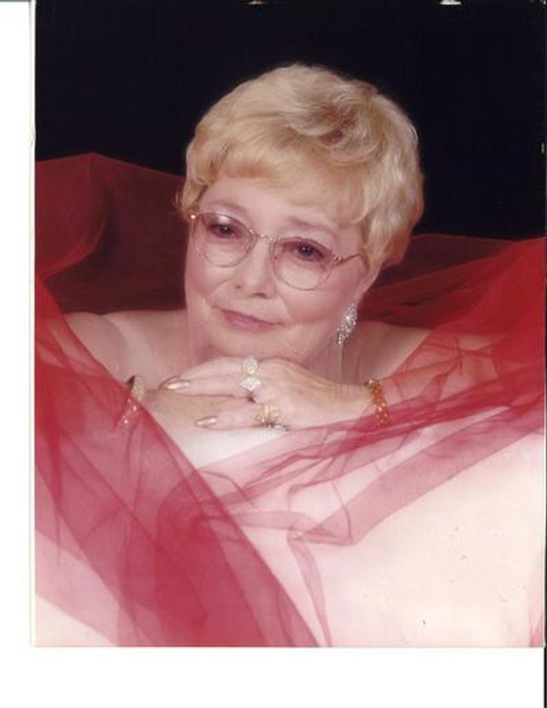 Maxine Lawson Malarkey