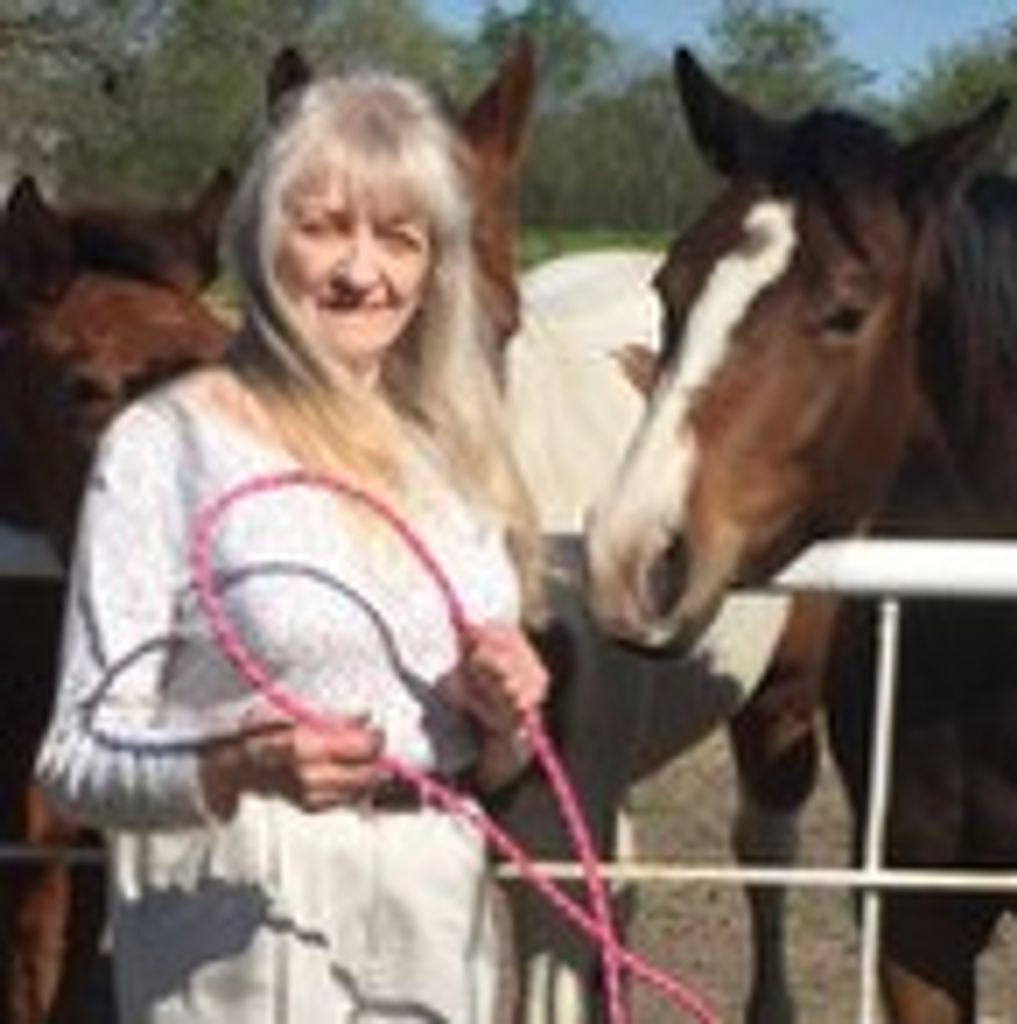 Eva Featherston Profile Photo