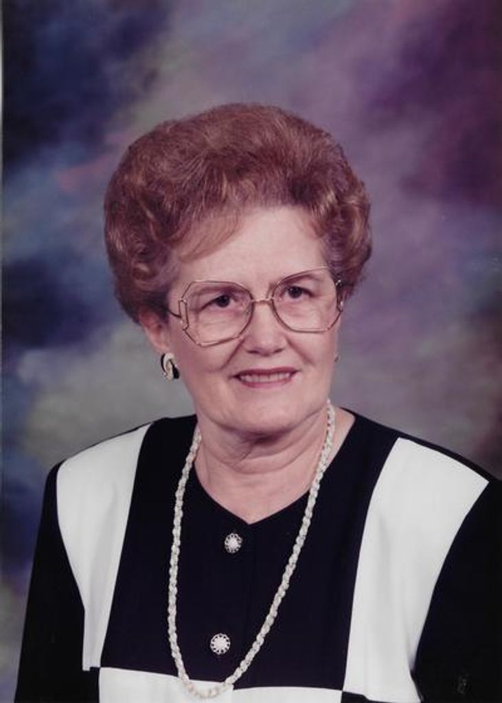 Vera Knapp Profile Photo