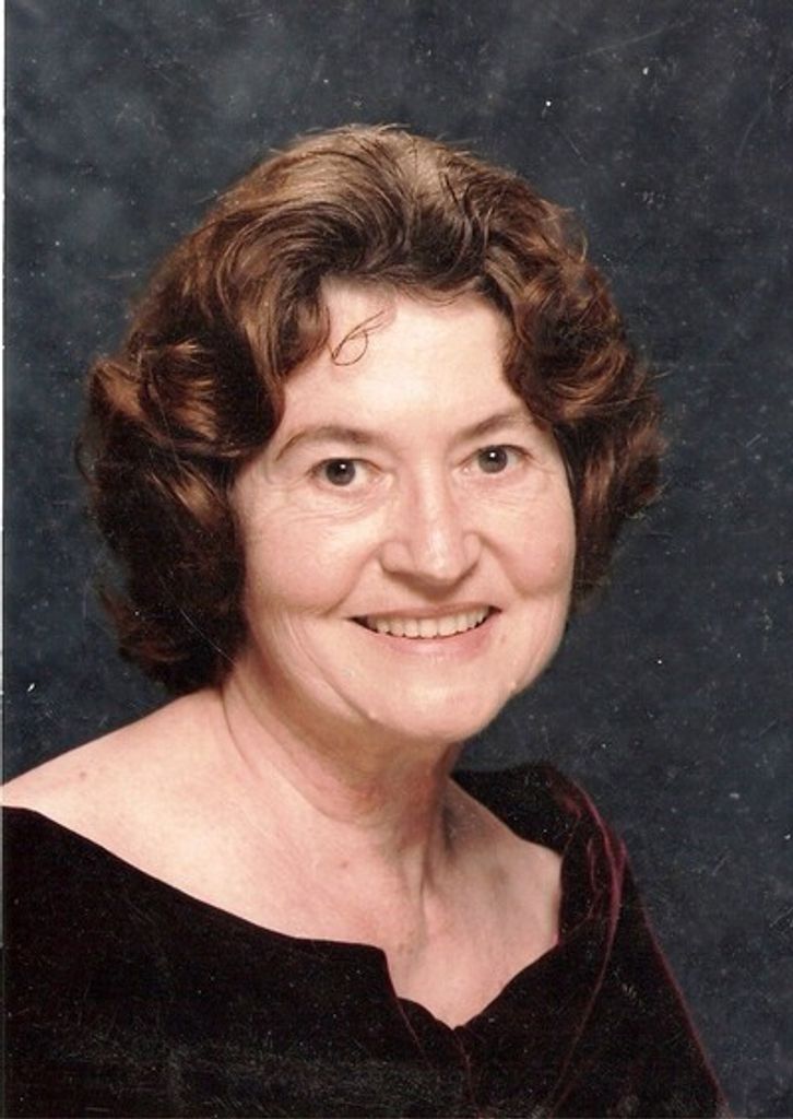 Elizabeth Showalter Profile Photo
