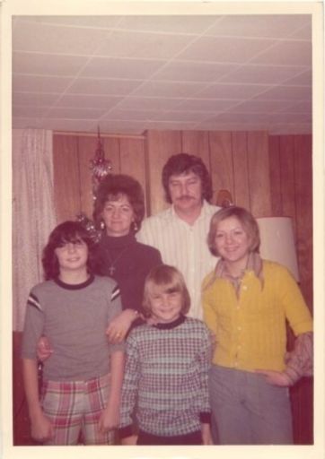 George T. Hooten photo gallery thumbnail 38 of 48