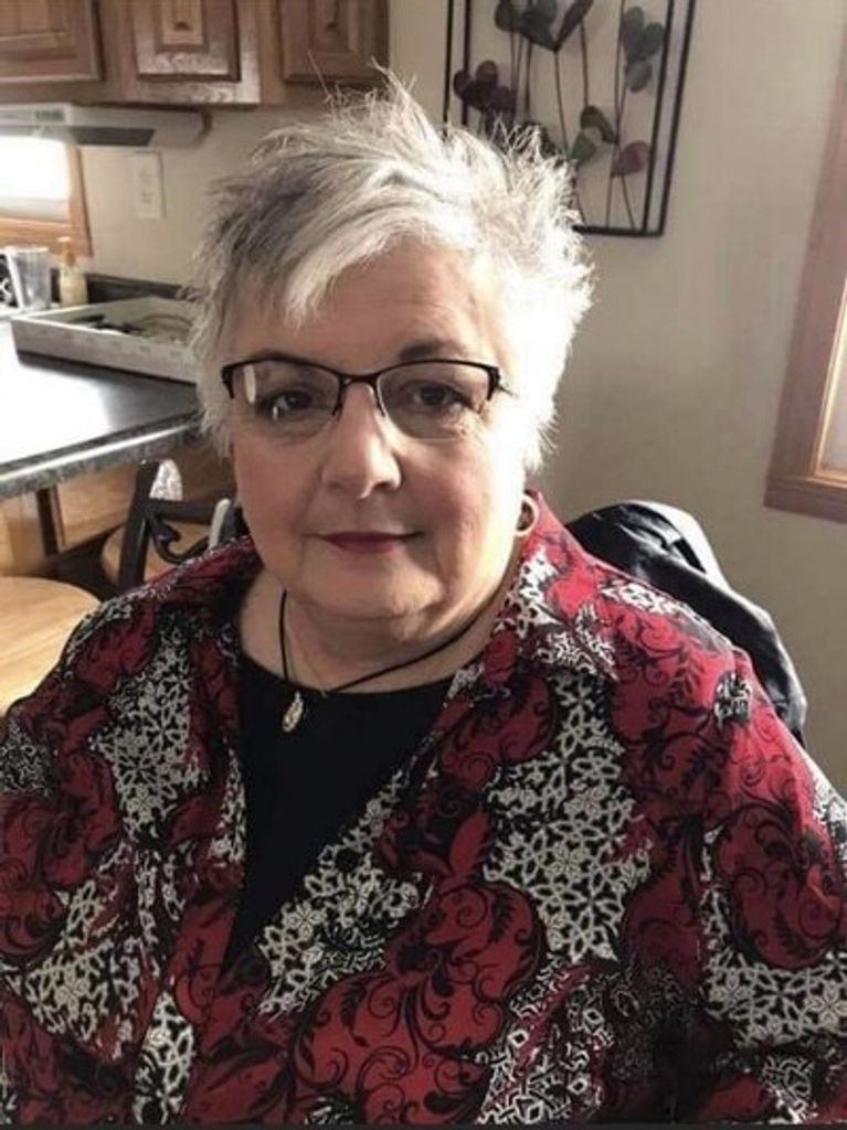 Marilyn Teckenburg Profile Photo