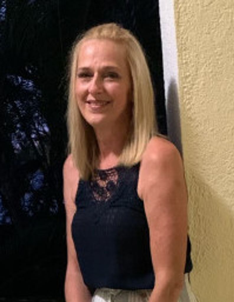 Karen Gray Profile Photo