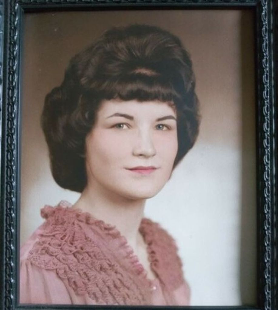 Linda Mae Holzschuher