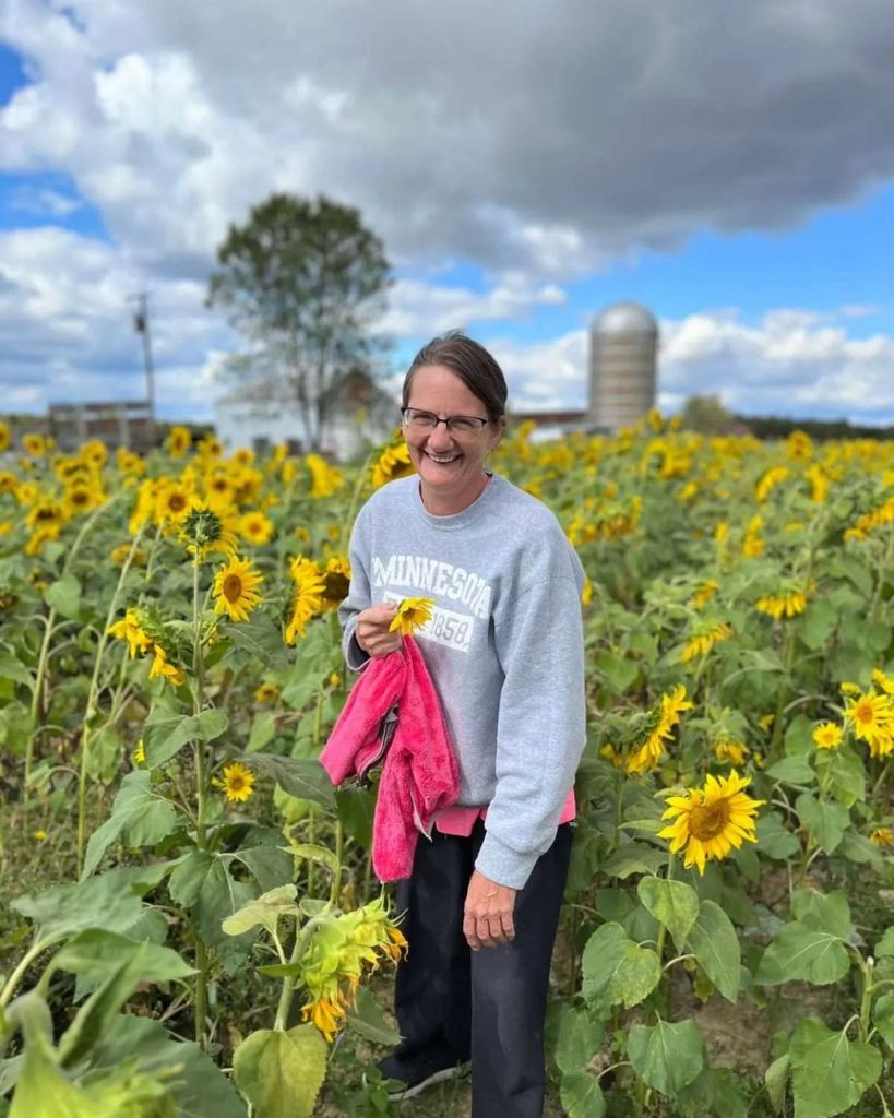 Karyn Lynn Brown Profile Photo