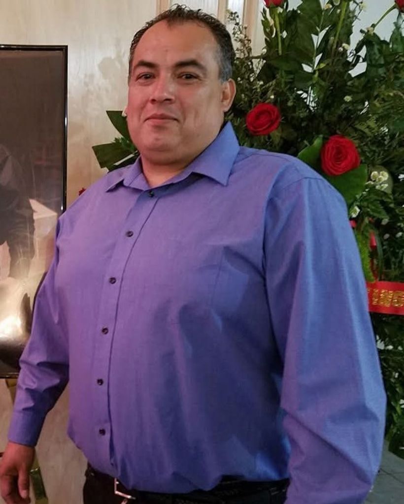 Adrian De La Rosa Profile Photo