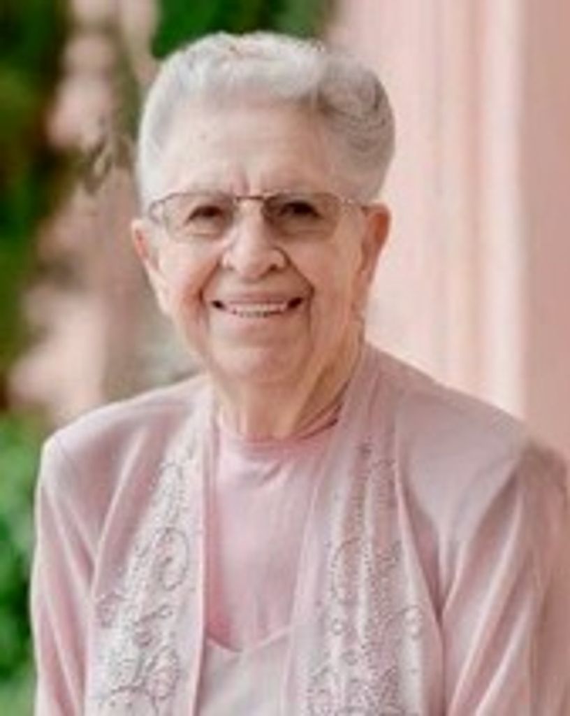 Sylvia Velasquez