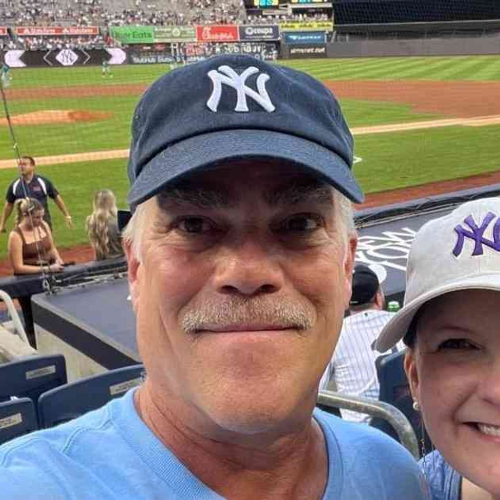 Stephen Tsolis Profile Photo