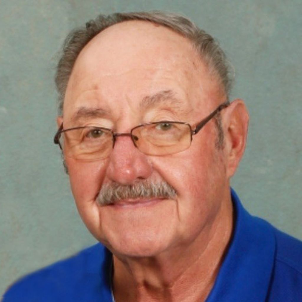 Thomas Charles Mueller Profile Photo