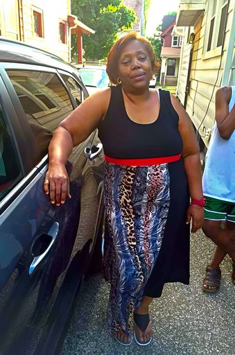 Felisha Beatrice Hill-Mitchell photo gallery thumbnail 5 of 22