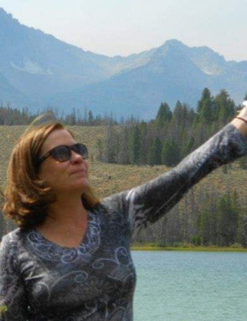 Nancy Macneil Profile Photo