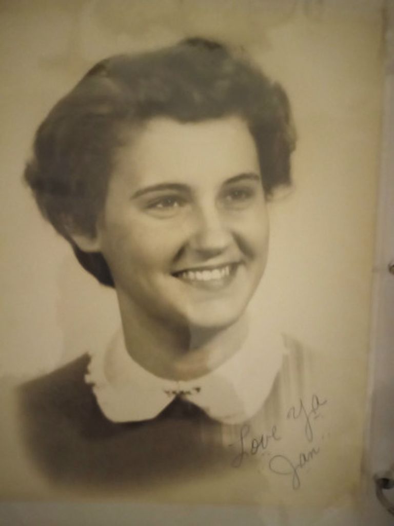 Janice Crosby Short Profile Photo