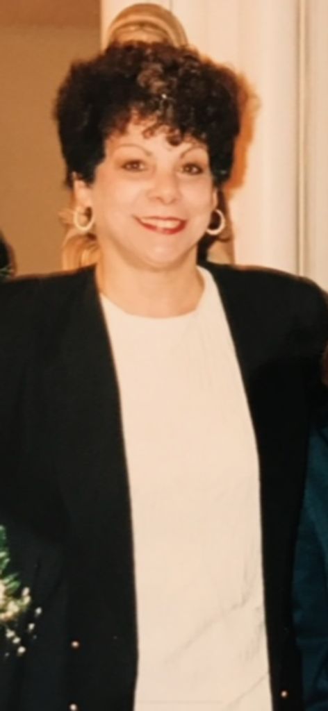 Ann Moss Profile Photo