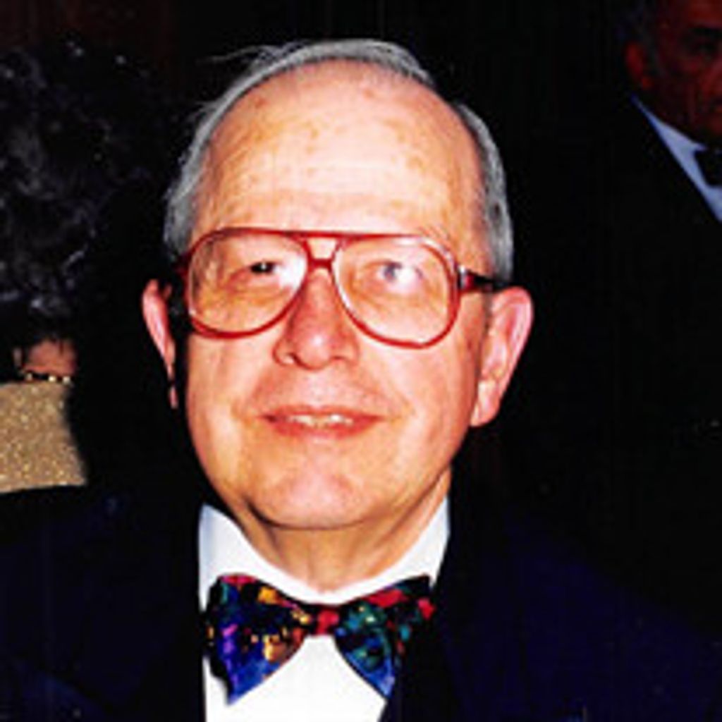 Richard E. Munson