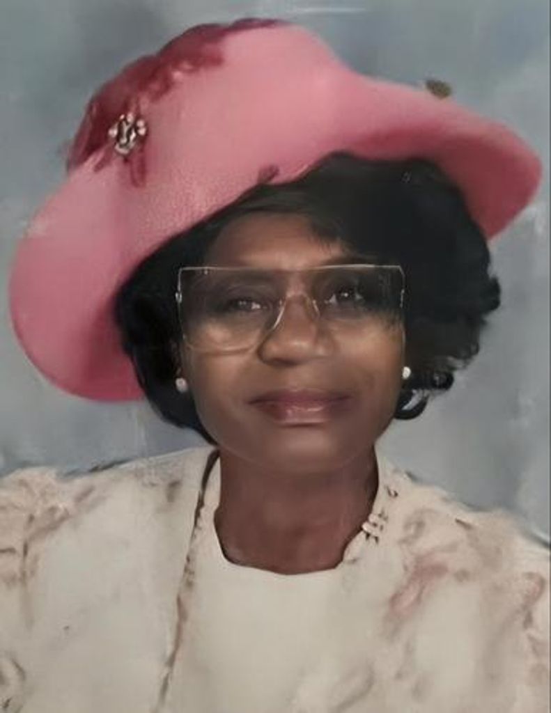 Anna Mae Lyons
