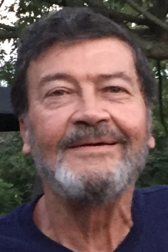 James Everette Thompson, Sr. Profile Photo