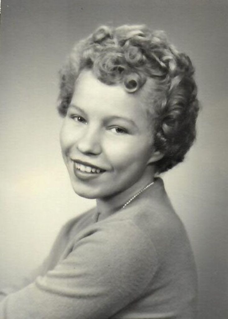 Florence Lucille (Aichele) Adams Profile Photo