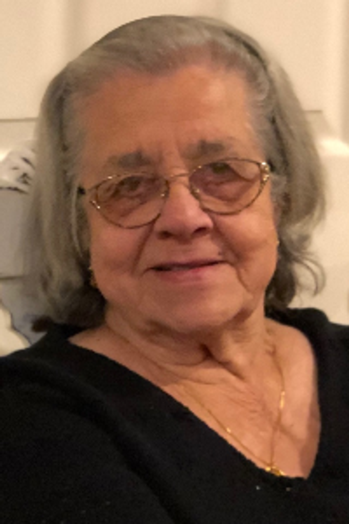 Mariana Dagloria (Demelo) Rodrigues