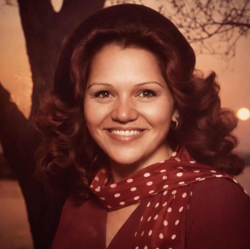 Lydia Velasquez Profile Photo