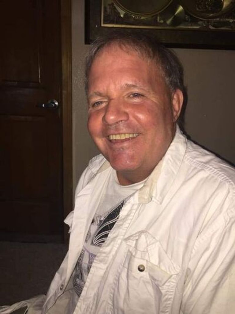Jeffrey Lynn Hall Profile Photo