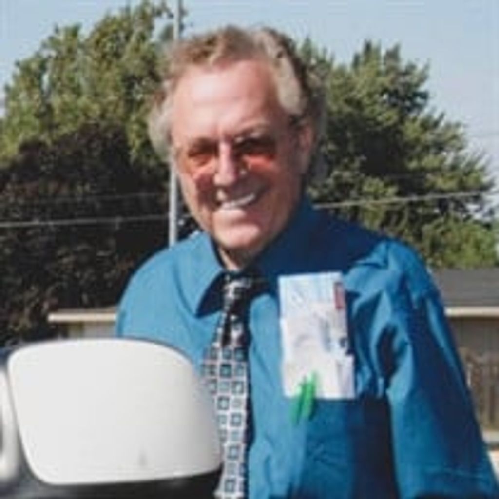 Warren Kirby Luke Profile Photo