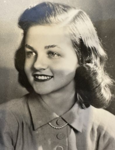 Rosemarie Beecher Profile Photo