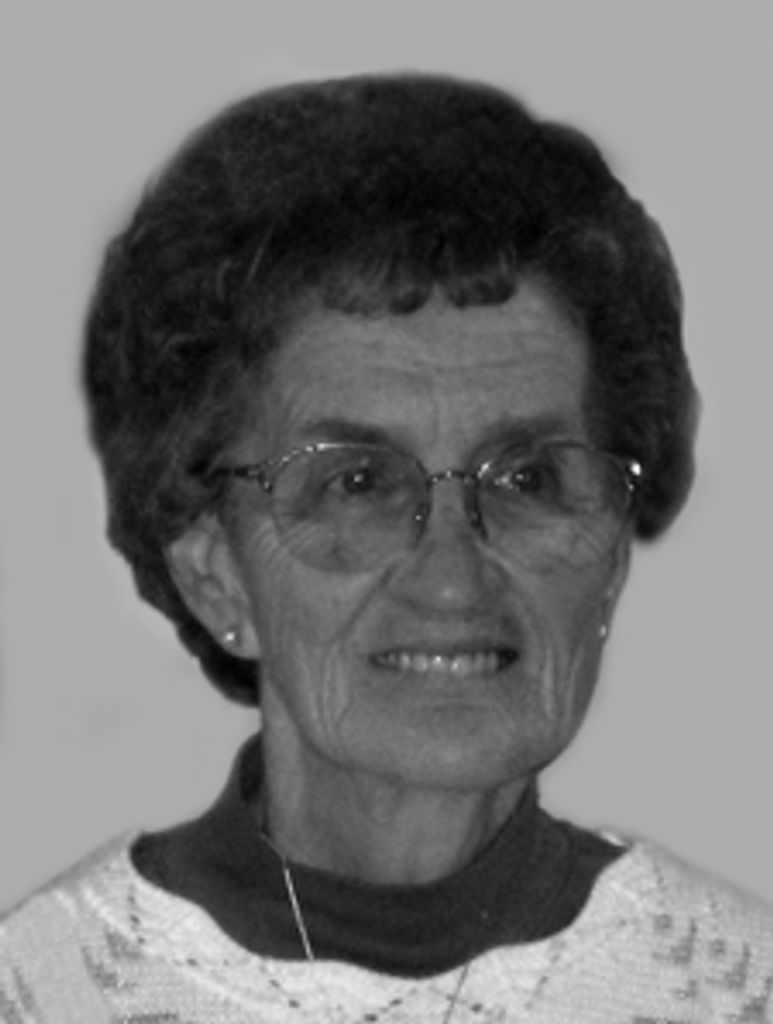 Rosalind  Eileen Oakes