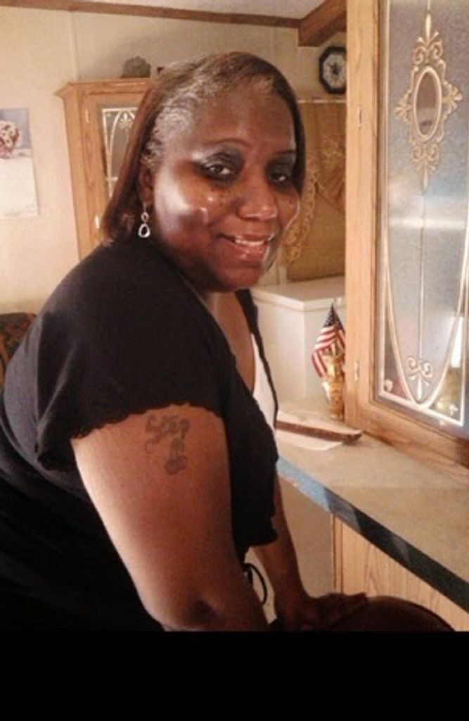 Stephanie Levette Deloach Profile Photo