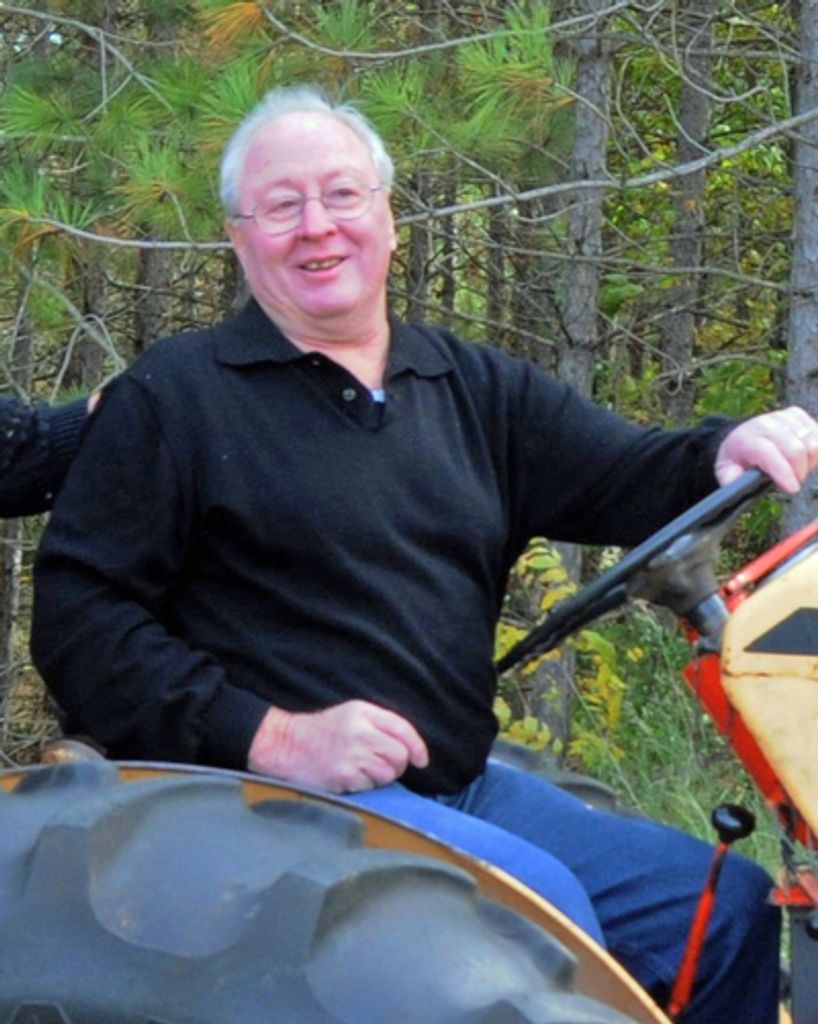 Carl G. Holz Profile Photo