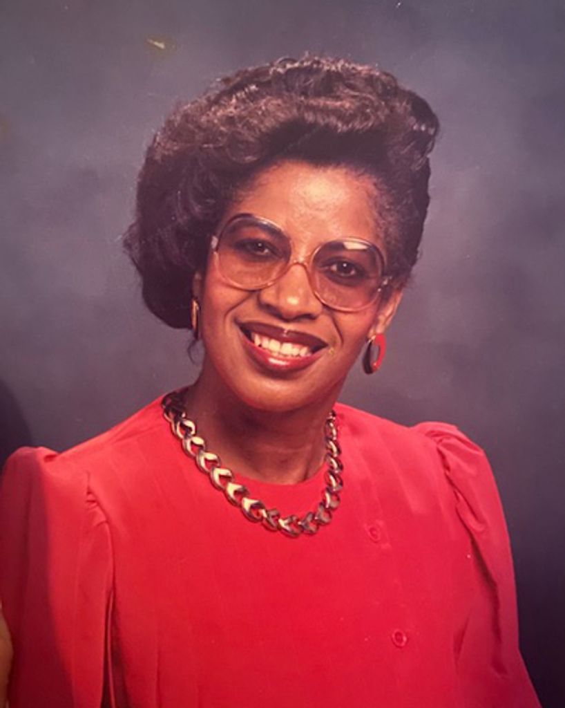 Elizabeth M. Dumas Profile Photo