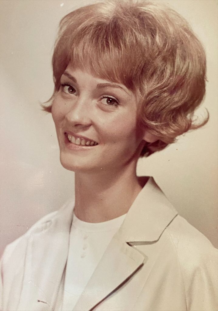Elaine Earl