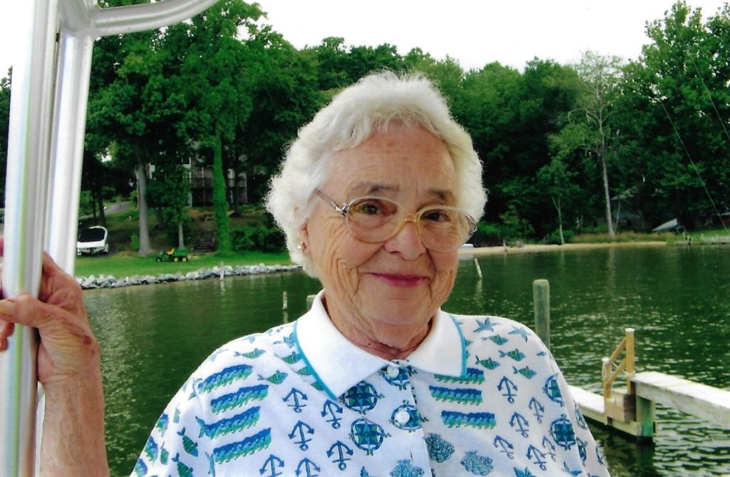 Elsie Lyons