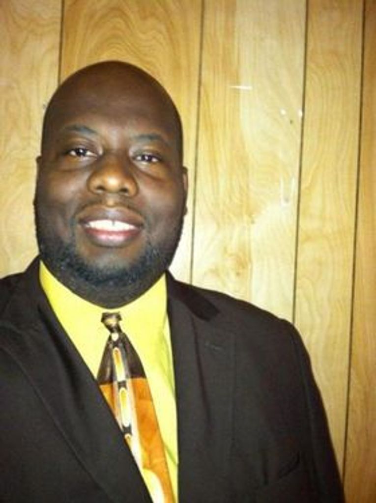 Emanuel Brown Profile Photo