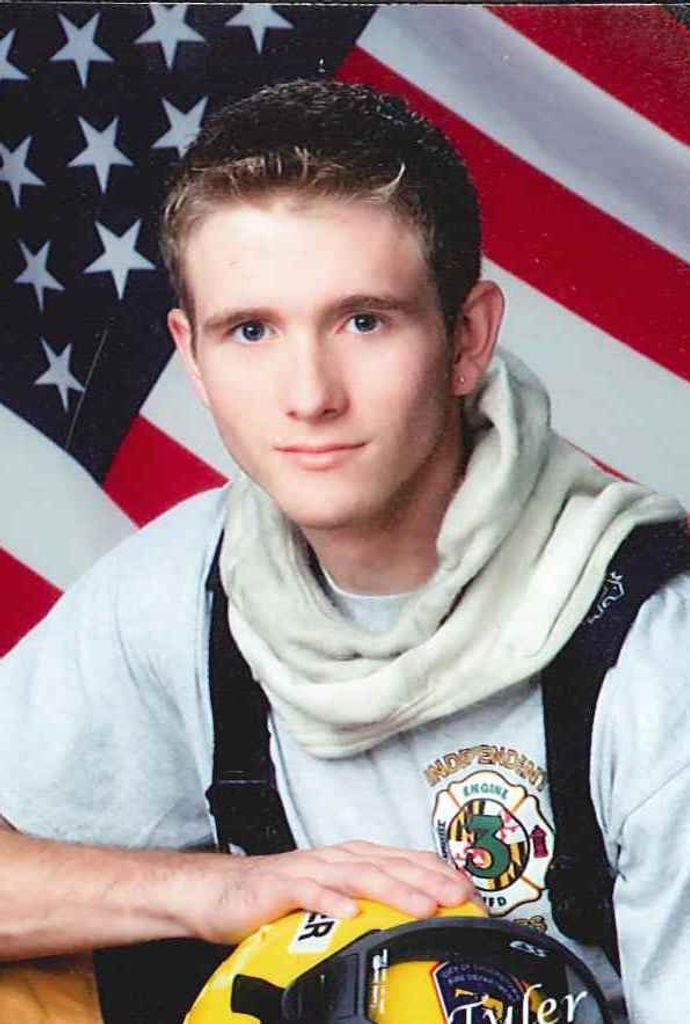 Tyler Wayne Morris Profile Photo