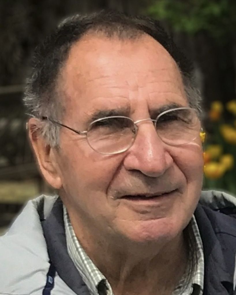 Larry Gianakos Profile Photo
