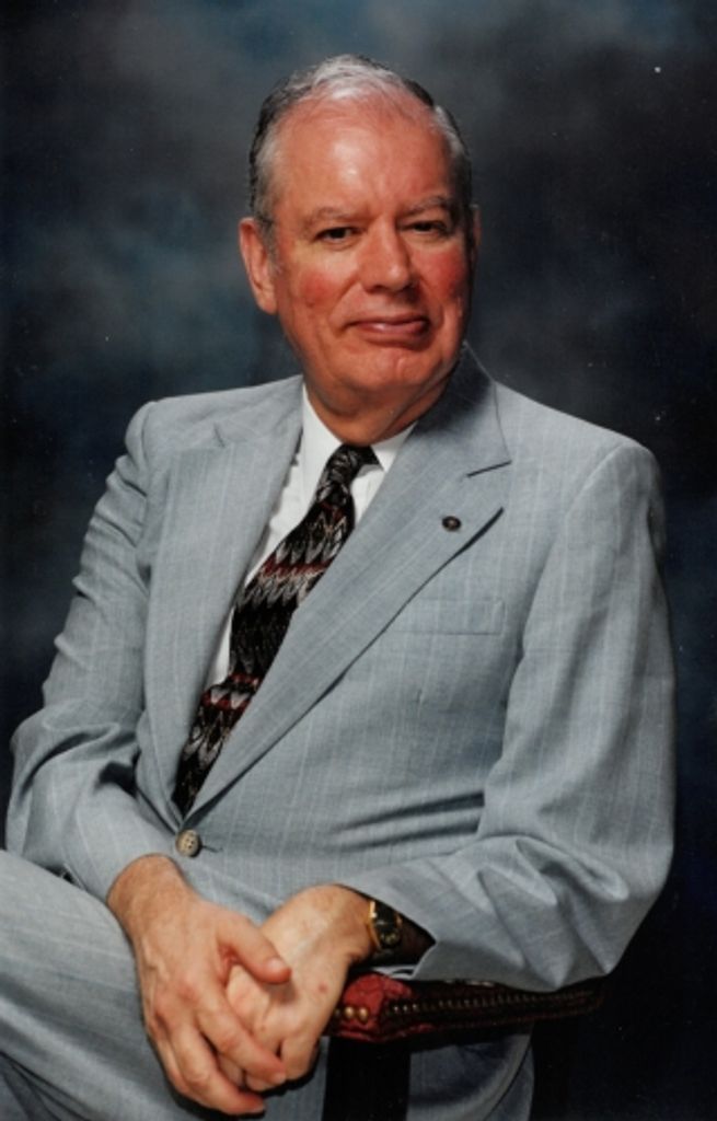 Dr. Robert Lewis Beamer