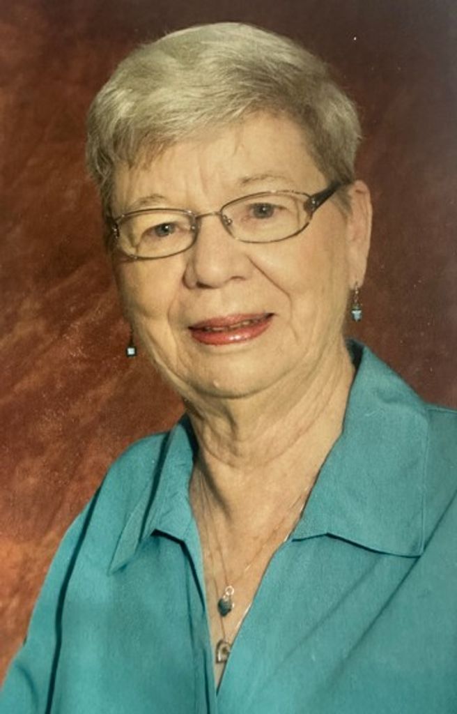 Della (Lohmeier) Olson Profile Photo