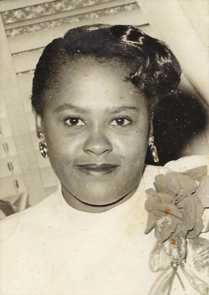 Teretha Clay Profile Photo