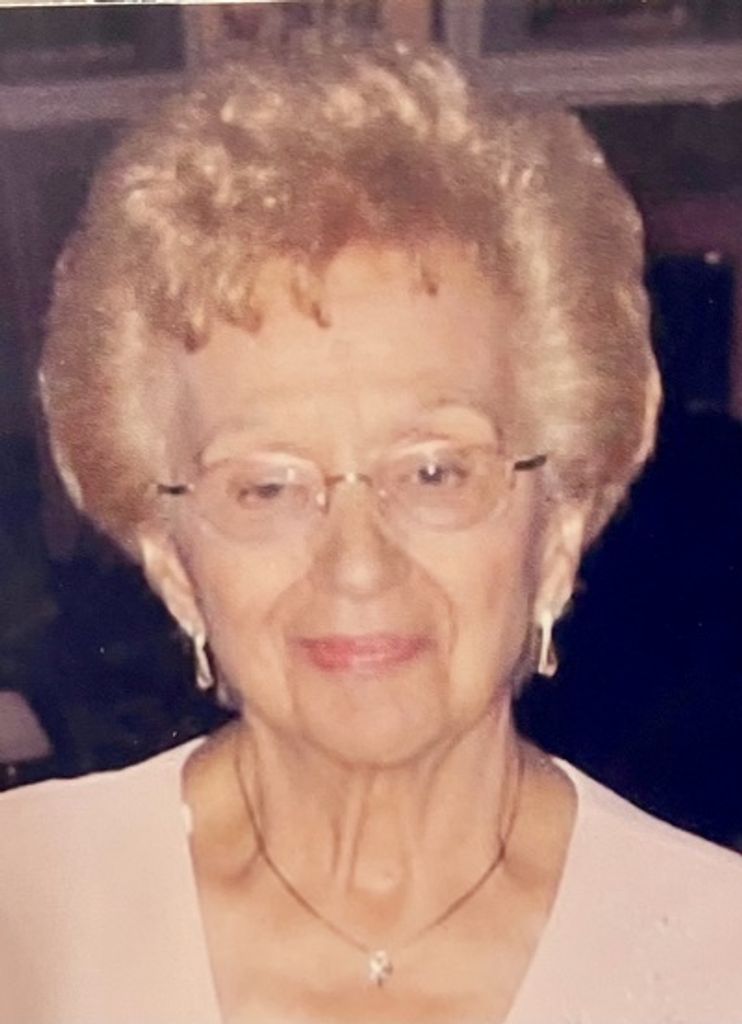 Anna Marie "Anni" Rutkowski