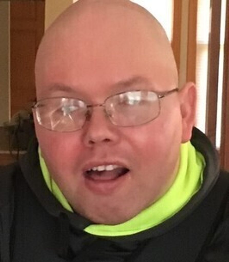 Ryan Lee Erickson Profile Photo