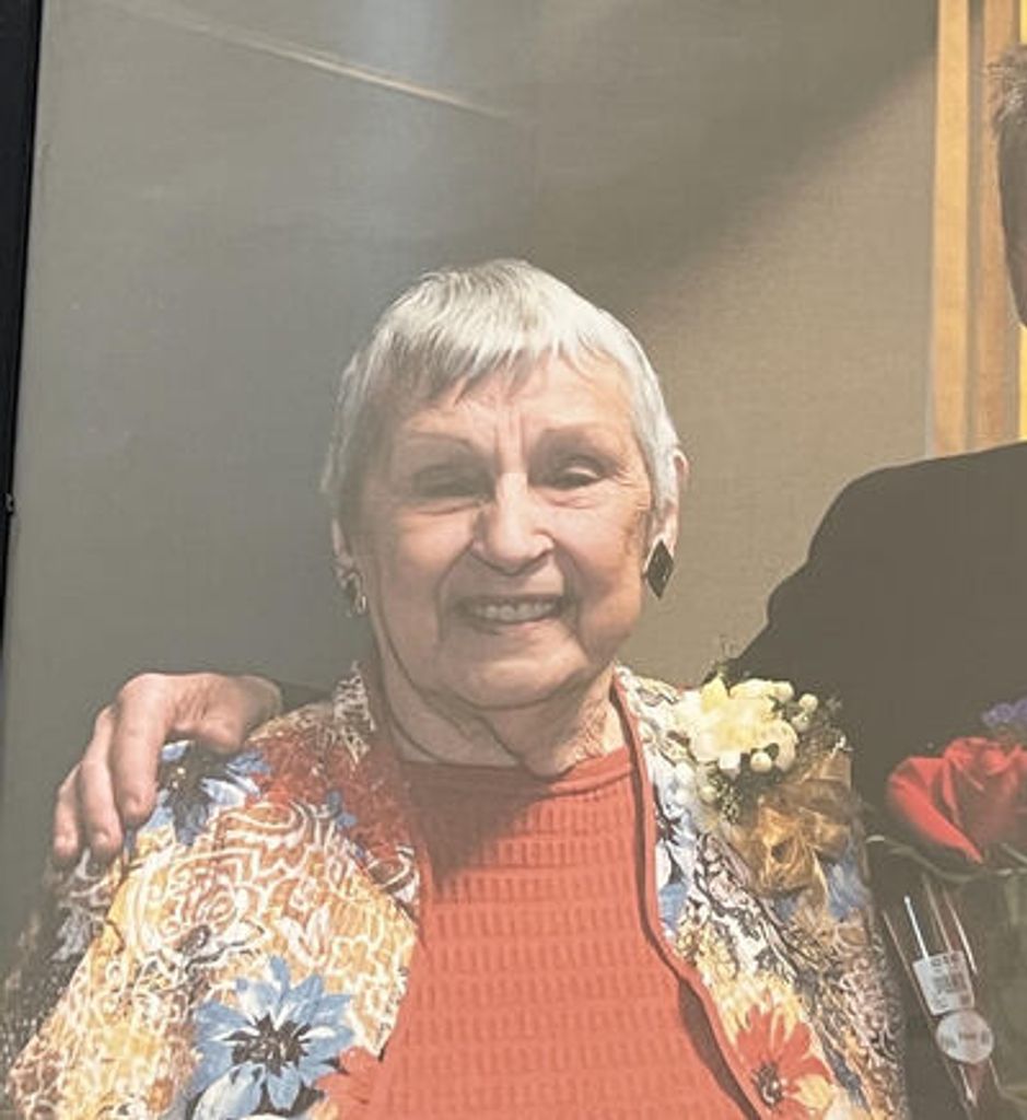 Lorraine Stermer (Nee Kowalczyk) Profile Photo