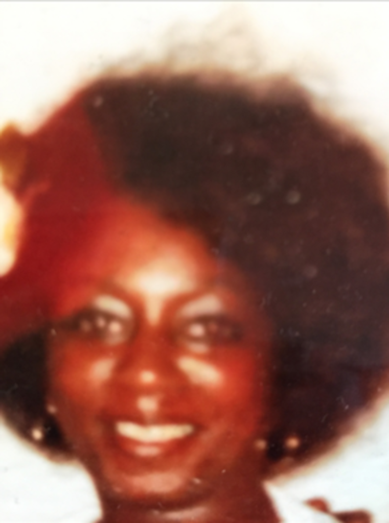 Essie Gladys Allen Cuevas