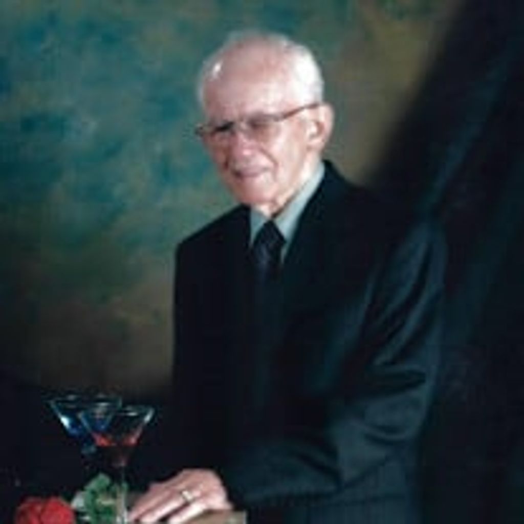 Lee R. Kratzer